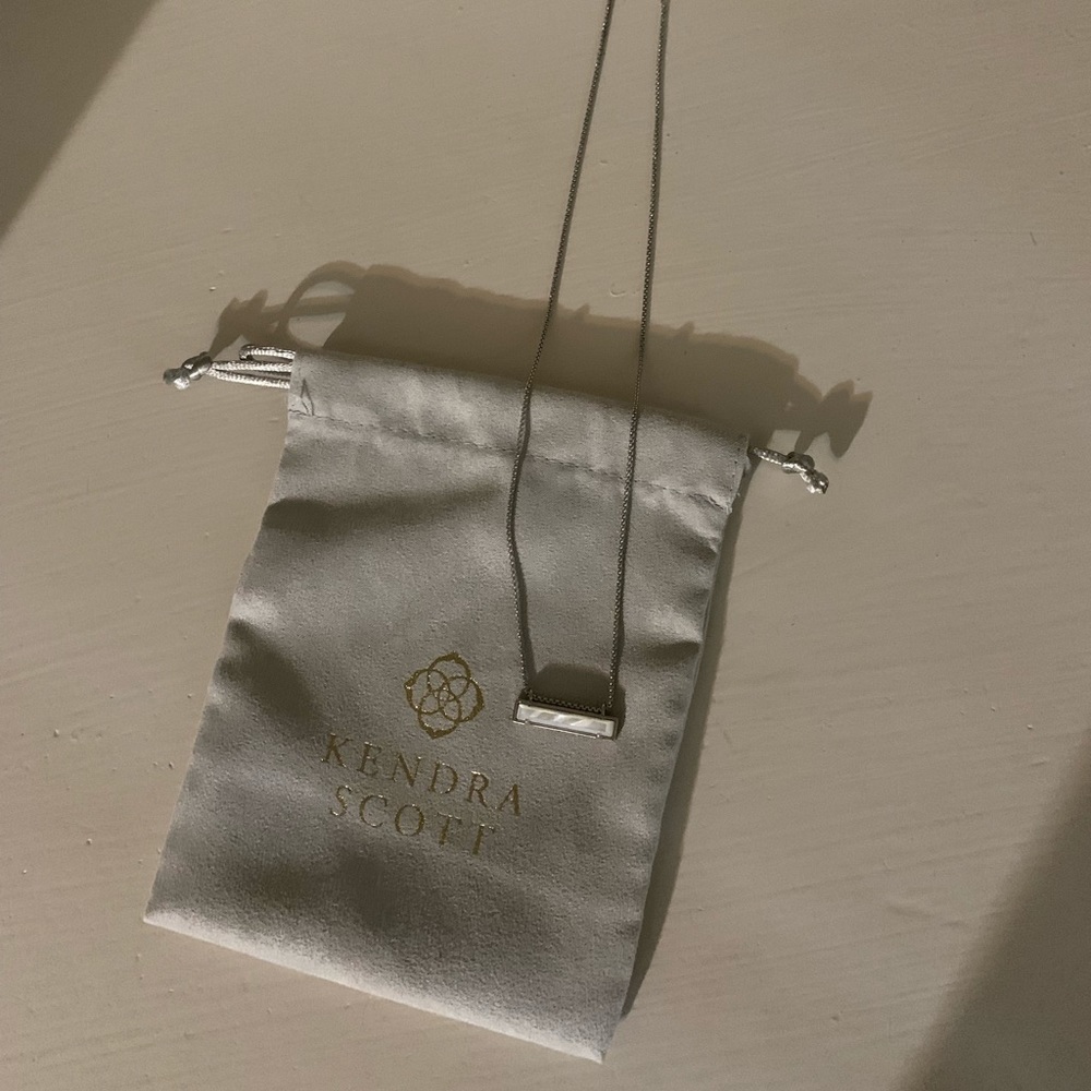 Kendra Scott Stone Bar Pendant